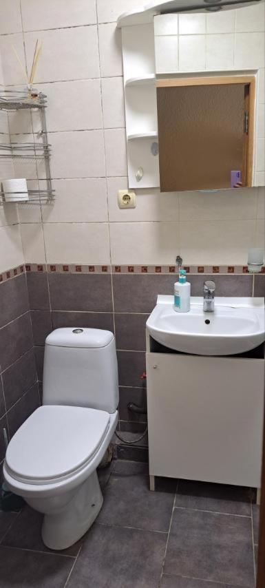 Заселення По Коду В 2 Кімнатну Квартиру В Центре Ужгород Екстериор снимка